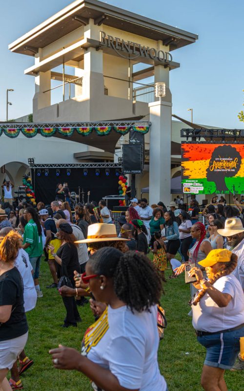 2025 Brentwood Juneteenth - people dancing and enjoying performances