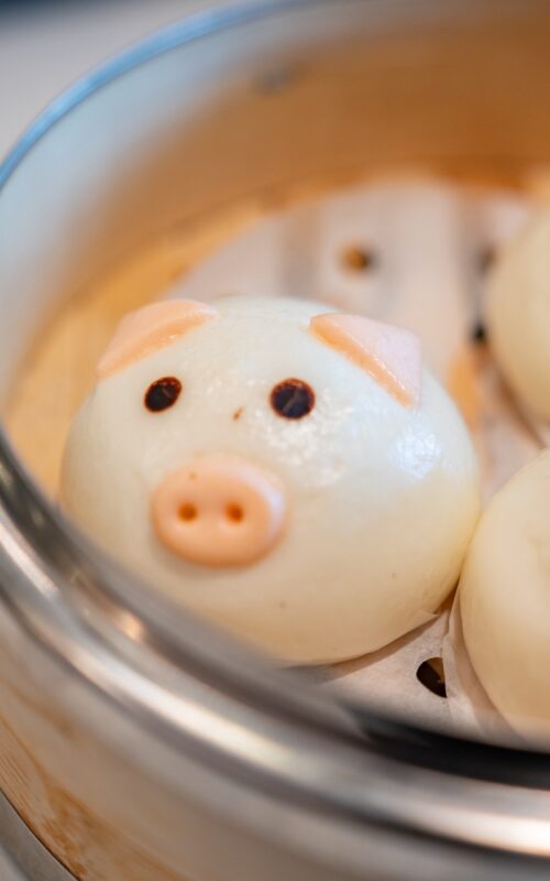 steam buns in shape of pig